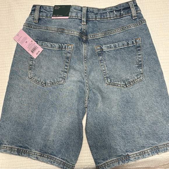 Wild Fable Mid- Rise Shorts - Size 00 - Picture 3 of 3